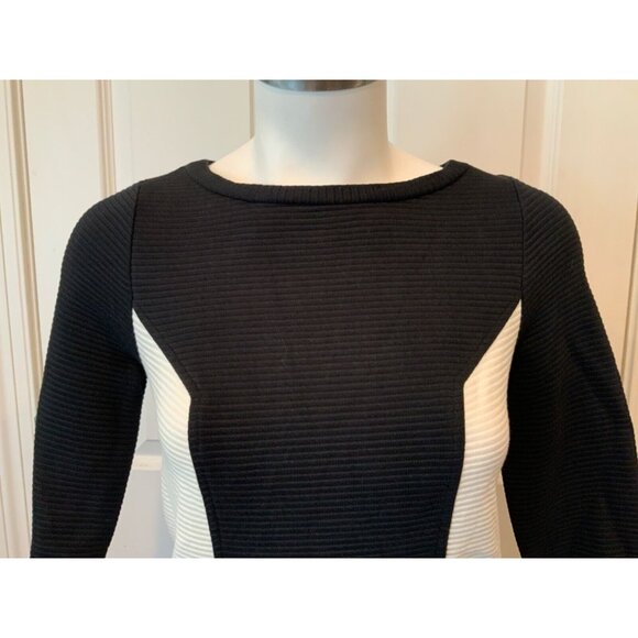 Boden Black & White Color Block Rib Knit Dress, Size 2R - Picture 2 of 8
